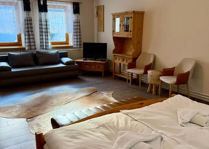 Bed & Breakfast Drevenica Diana 3*